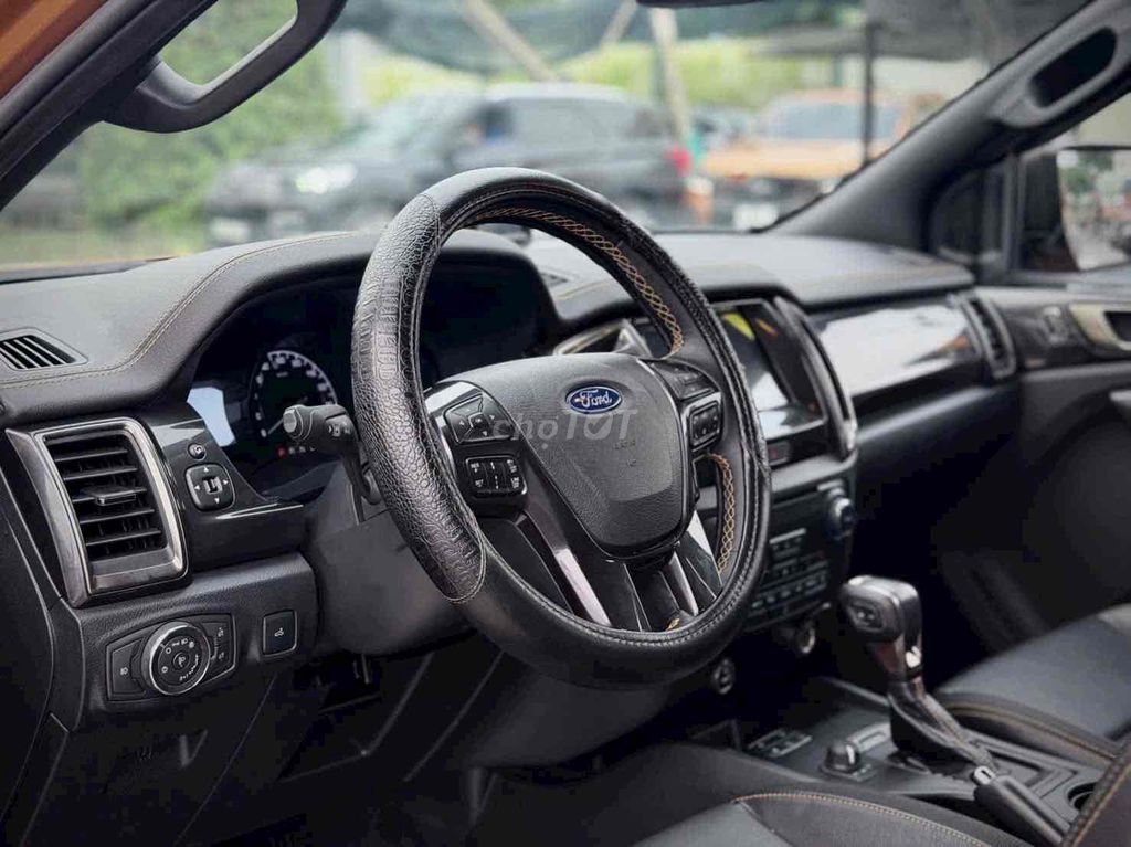 Ford Ranger 2019 WLIDTRACK 2.0 4x4 AT - 20000 km. Mua bán Ô tô tại Quận Bình Tân Tp Hồ Chí Minh được đăng bởi Huỳnh Thái Đảm hình 8