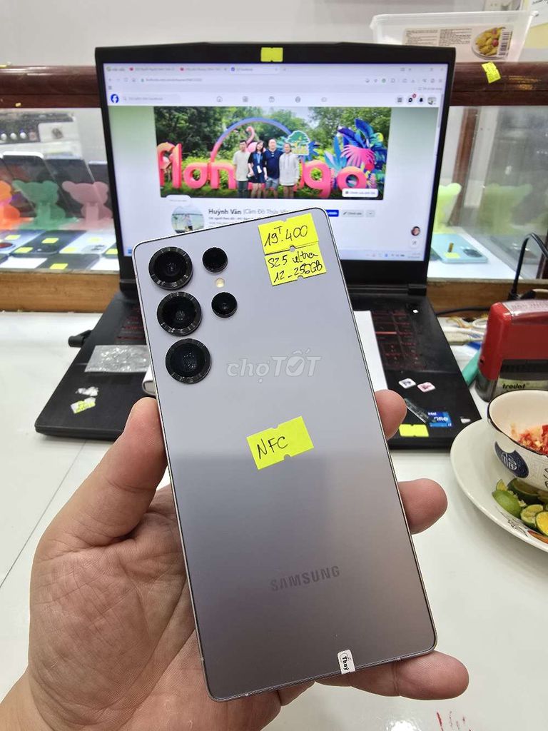 Samsung Galaxy S25 Ultra 256GB Đã Sử Dụng. Mua bán Điện thoại tại Thành phố Long Xuyên An Giang được đăng bởi Facebook Cầm Đồ Thúy Vân hình 1