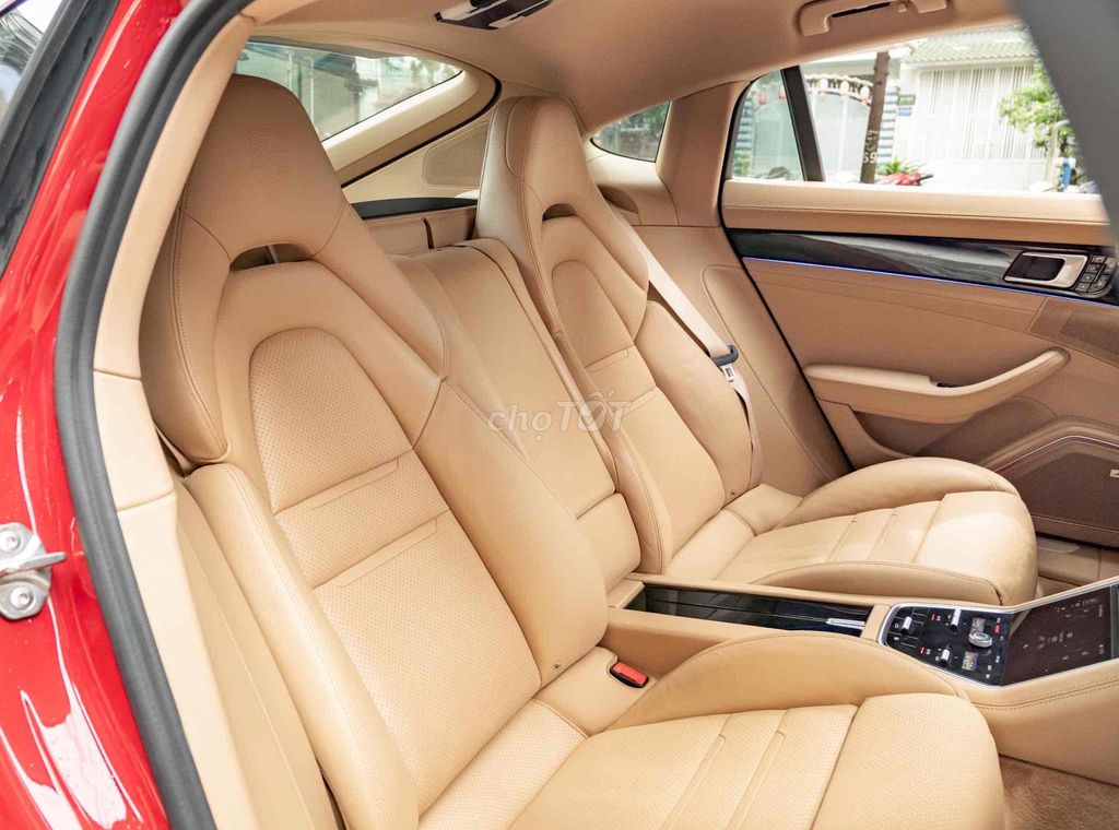 LONG ANH AUTO về Porsche Panamera model 2018. Mua bán Ô tô tại Quận 7 Tp Hồ Chí Minh được đăng bởi LongAnh AuTo  hình 9