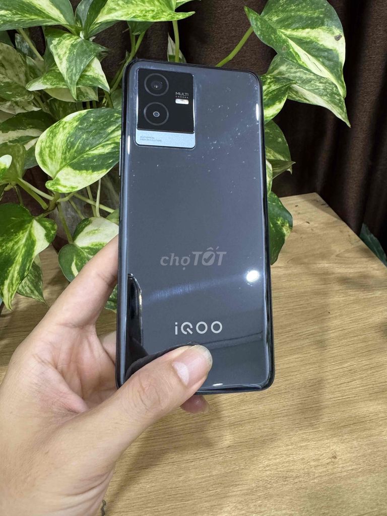 Vivo iQoo Z6x 8GB/256GB Đen 6000mAh. Mua bán Điện thoại tại Quận Hoàng Mai Hà Nội được đăng bởi OneSmart hình 1