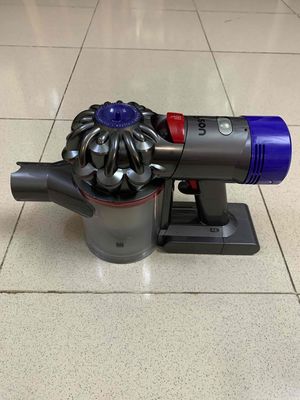 Máy hút bụi pin Dyson V8. Mua bán Nội thất, đồ gia dụng khác tại Quận 12 Tp Hồ Chí Minh được đăng bởi Văn Tám
