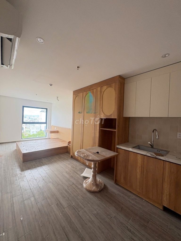 Rent · 11 bd · 180 м² · Quận Hải Châu, ул. Đường Ỷ Lan Nguyên Phi