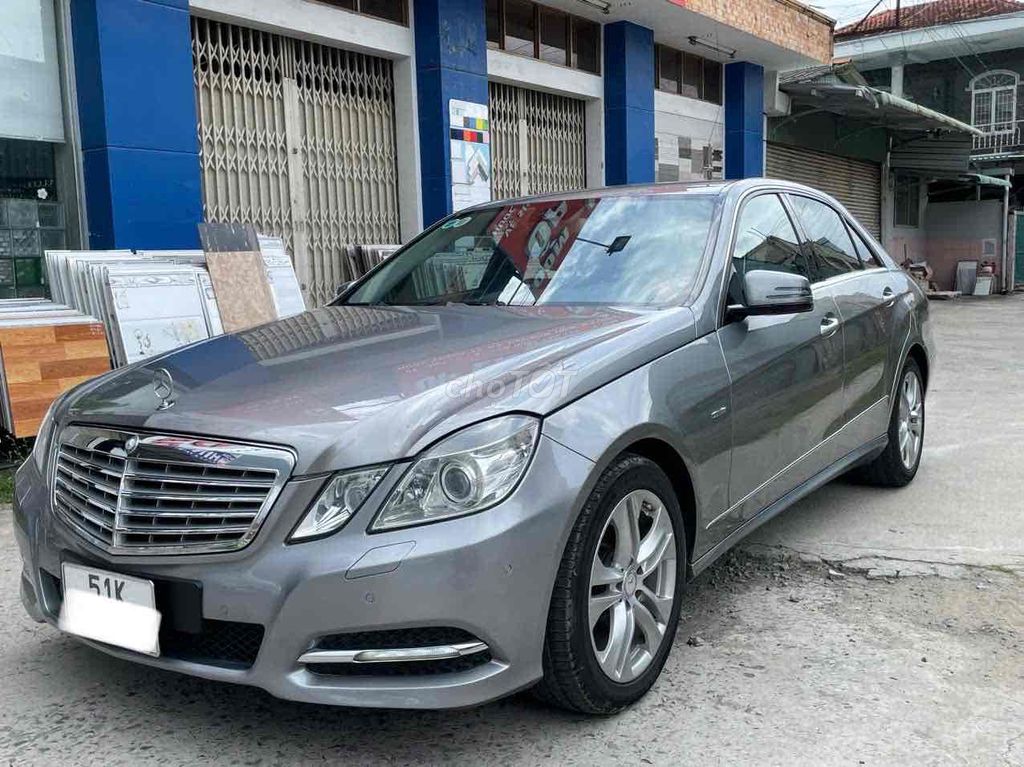 E250 1.8CGi rất mới, cuối 2009 form mới. Mua bán Ô tô tại Thành phố Mỹ Tho Tiền Giang được đăng bởi NGHĨA NHÂN chuyên xe đẹp hình 1