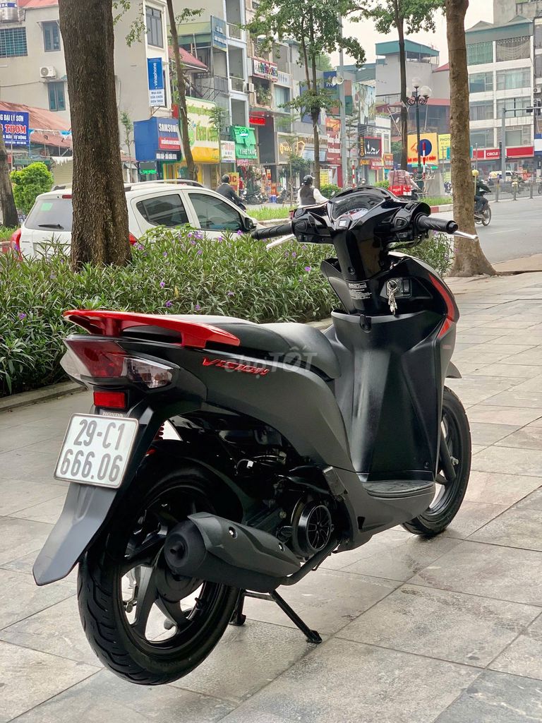 Vision 2017 bản sport. Mua bán Xe máy tại Quận Hoàng Mai Hà Nội được đăng bởi Trường Giang Phạm hình 8