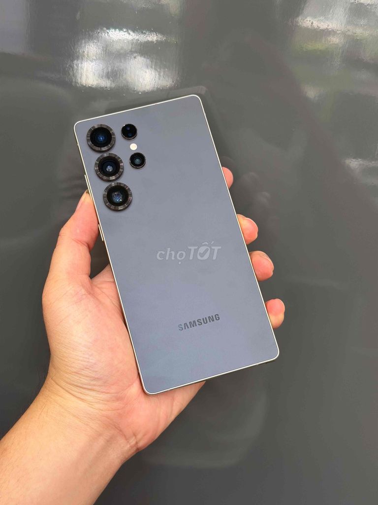 Samsung S25 Ultra 5G Đen 12GB/256GB Vn BH 11/2026. Mua bán Điện thoại tại Quận Ninh Kiều Cần Thơ được đăng bởi Quý Mobile Cần thơ hình 1