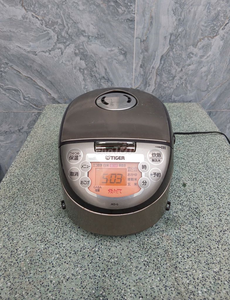 Nồi cơm điện cao tần IH Tiger 0.54L date cao 2018. Mua bán Bếp, lò, đồ điện nhà bếp tại Huyện Hóc Môn Tp Hồ Chí Minh được đăng bởi Pham Truong Lam Vu hình 1