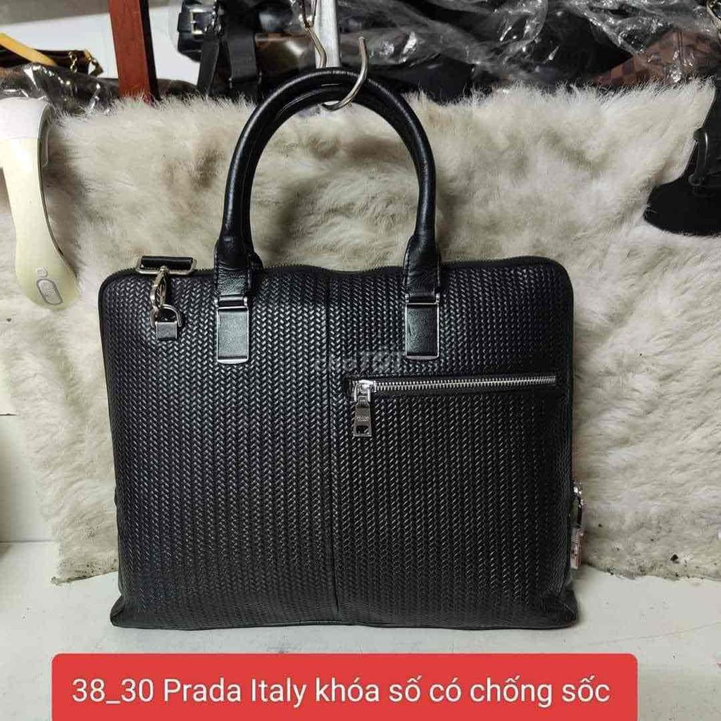 Cặp công sở PRADA MILANO size 38x30 khoá số