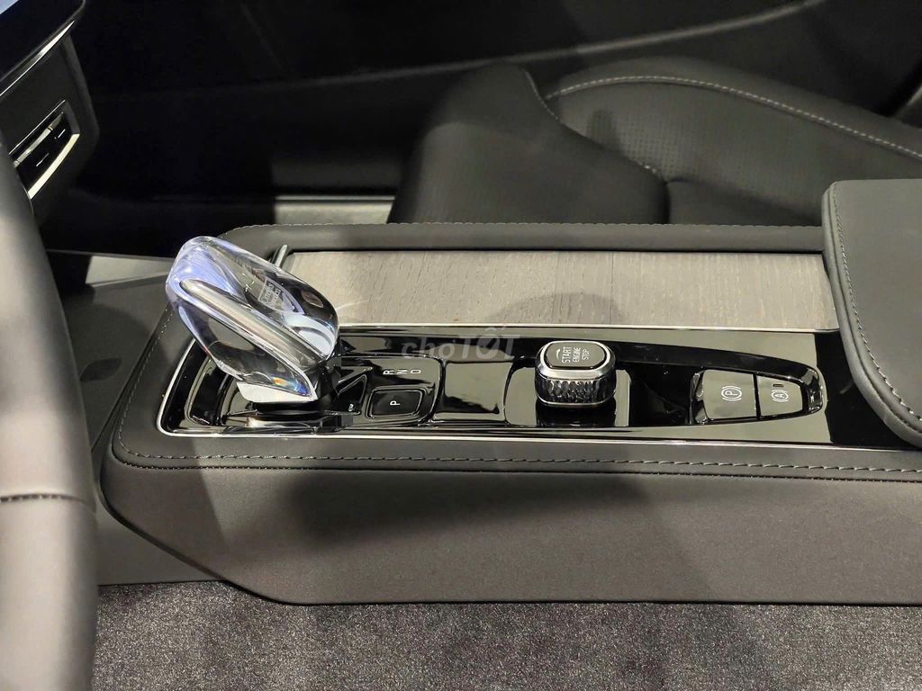 Volvo S90 Plug-in Hybrid 2026 xe giao T12/2025. Mua bán Ô tô tại Quận 7 Tp Hồ Chí Minh được đăng bởi Volvo Car Sài Gòn hình 5