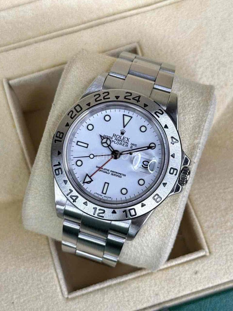 Rolex 16570 explore ll Size 40mm dial men white