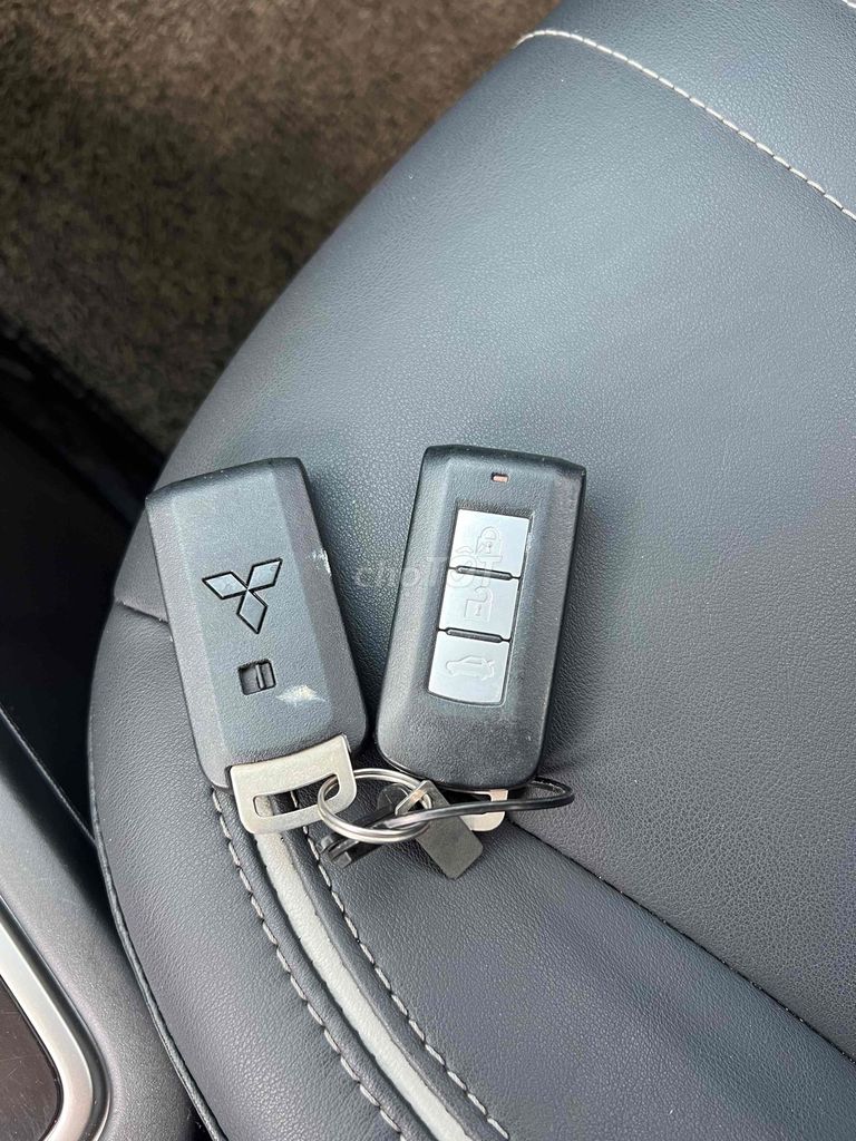 Mitsubishi Attrage 2021 1.2L CVT - 71000 km. Mua bán Ô tô tại Quận Hoàng Mai Hà Nội được đăng bởi Thang Pham hình 17