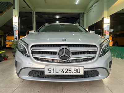GLA 200 xe đẹp lăn bánh 2015. Mua bán Ô tô tại Quận Tân Bình Tp Hồ Chí Minh được đăng bởi Hoàng Hải