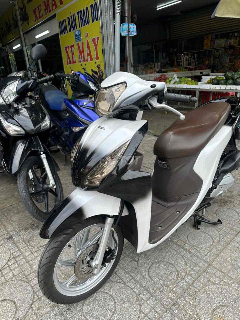 Honda Vision 2018 Trắng đen 3D. Mua bán Xe máy tại Thành phố Thuận An Bình Dương được đăng bởi xe máy phước thịnh hình 9