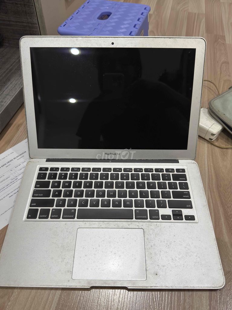 Apple MacBook Air A1466 Bạc. Mua bán Laptop tại Quận 8 Tp Hồ Chí Minh được đăng bởi Truc Nguyen hình 1