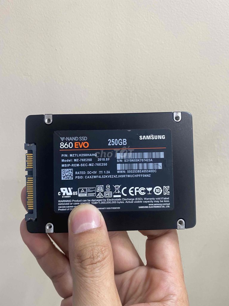 SSD 250G Samsung sẵn Win 10 Pro còn BH