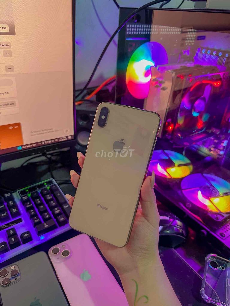 Apple iPhone XS Max 64GB Vàng 98%. Mua bán Điện thoại tại Huyện Mỏ Cày Bắc Bến Tre được đăng bởi Như Bán Táo hình 1