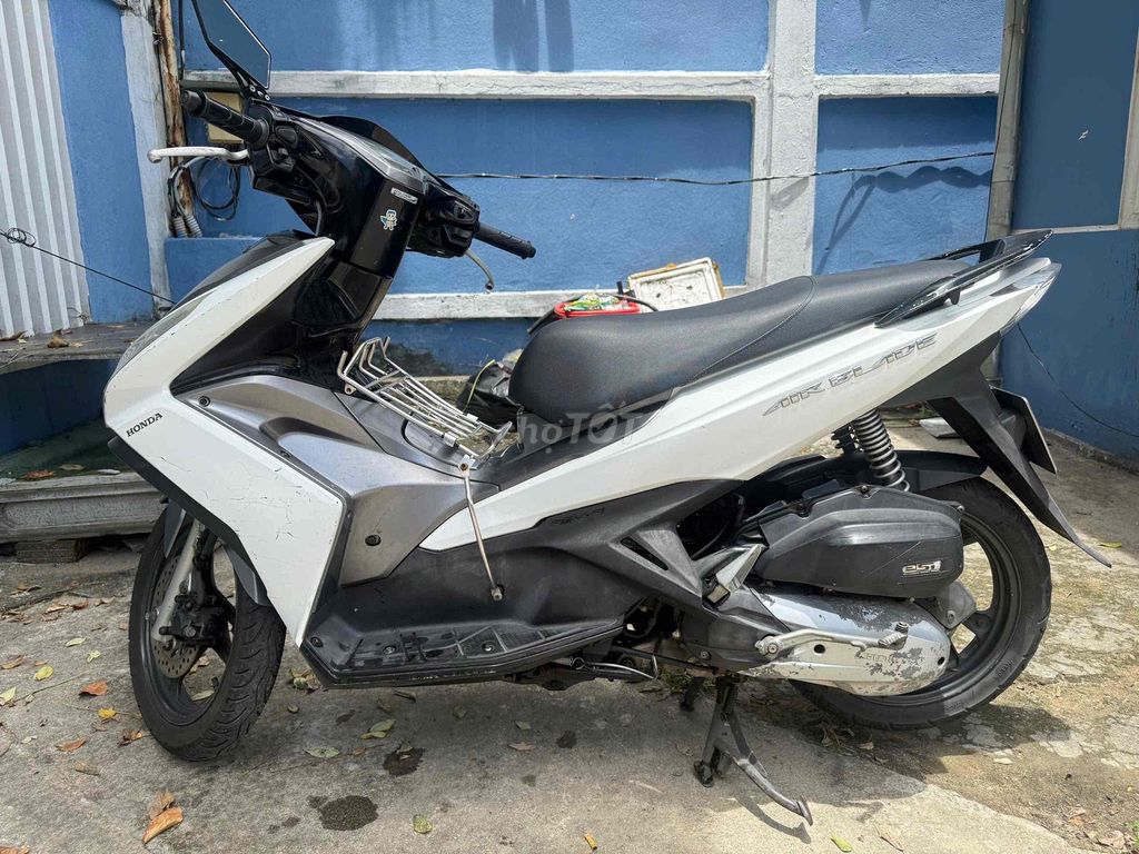 Air Blade. Mua bán Xe máy tại Quận Ngũ Hành Sơn Đà Nẵng được đăng bởi Ngọc Trọng hình 3