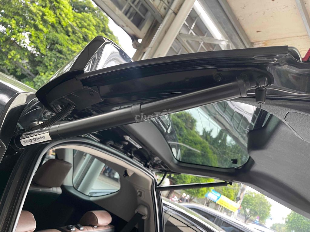 Toyota Innova 2018 Venturer. Mua bán Ô tô tại Quận Tân Phú Tp Hồ Chí Minh được đăng bởi Lê Tấn Dũ hình 13