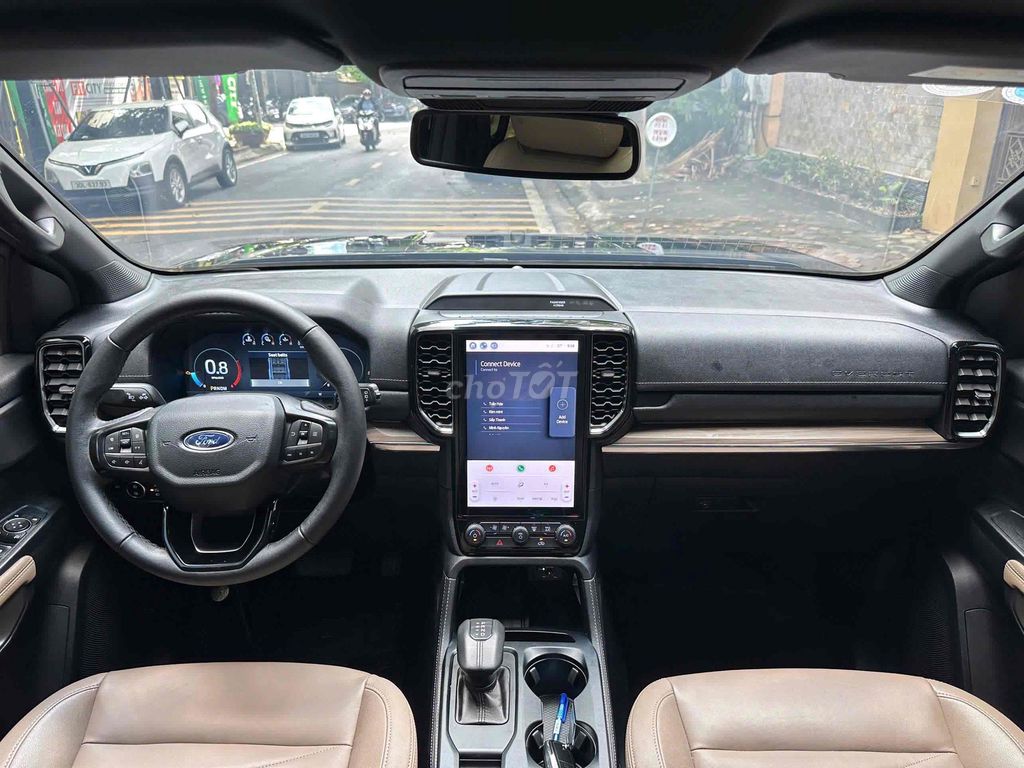 Ford Everest 2023 Titanium 2.0 AT 4x4 màu đen. Mua bán Ô tô tại Quận Cầu Giấy Hà Nội được đăng bởi Cao Quý hình 14