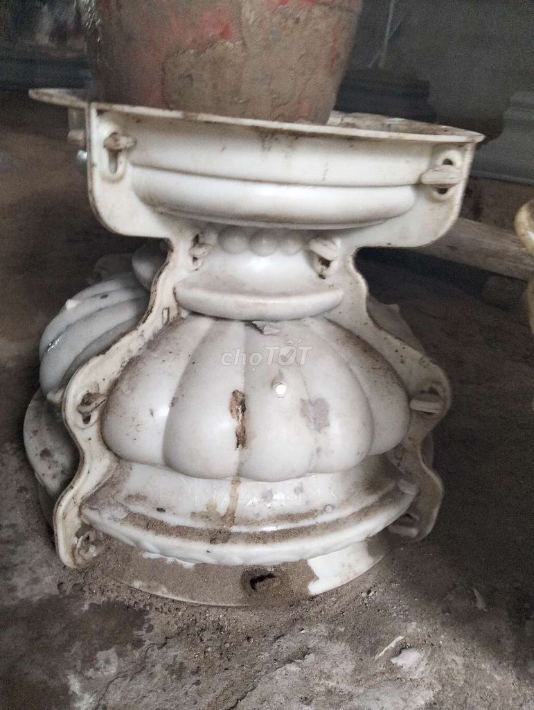 Khuôn đúc chậu nhựa trắng 55cm. Mua bán Đồ chuyên dụng, Giống nuôi trồng tại Thị xã Bình Minh Vĩnh Long được đăng bởi hoang Nam hình 1