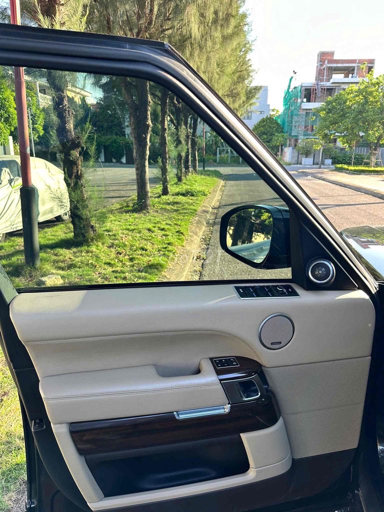 LandRover Range Rover 2013 Autobiography 3.0. Mua bán Ô tô tại Quận Cẩm Lệ Đà Nẵng được đăng bởi Nguyễn Duy hình 19