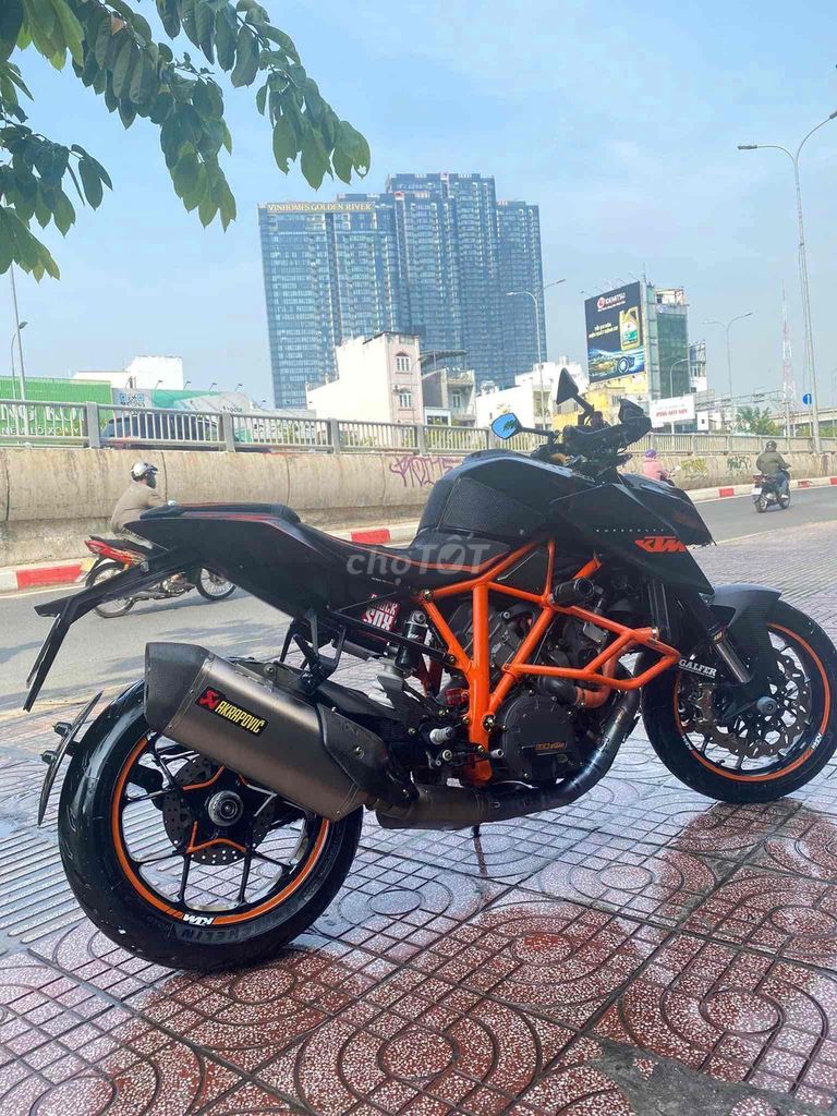KTM super duke 1301 phiên bản giới hạn. Mua bán Xe máy tại Quận Bình Thạnh Tp Hồ Chí Minh được đăng bởi Nguyễn Vân hình 1