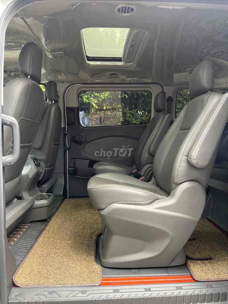 Tourneo Titaniu. 2019 xe xuất hía đơn bán tại Ford. Mua bán Ô tô tại Quận Tân Bình Tp Hồ Chí Minh được đăng bởi FORD PHỔ QUANG XE CŨ hình 7