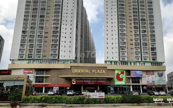 Bán căn hộ Oriental Plaza 2pn & 3wc view ngoài - Bank cho vay