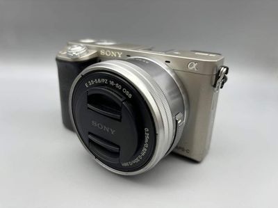 Máy ảnh Sony A6000 kèm kit bạc 16-50 mới 99%