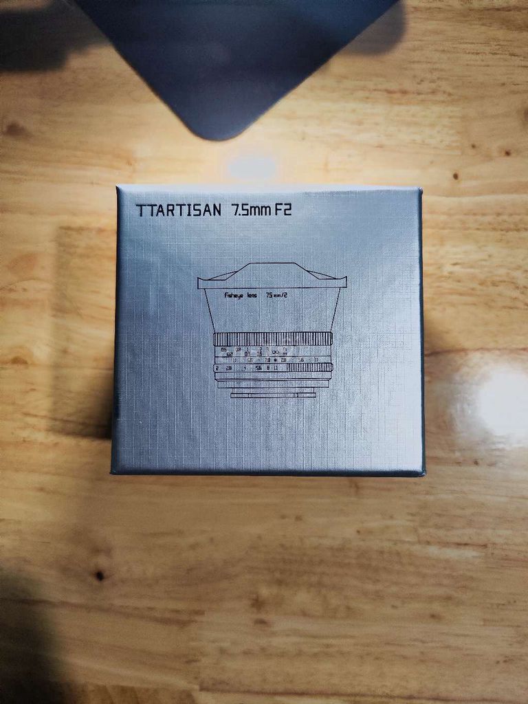Ống kính TTArtisan 7.5mm F2 Chưa đập hộp. Mua bán Máy ảnh, Máy quay tại Quận Ninh Kiều Cần Thơ được đăng bởi Nguyễn Phương Nghi hình 1