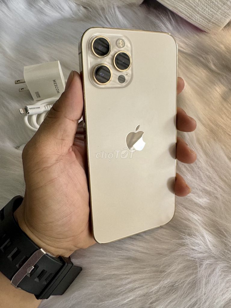 iPhone 12 Pro Max 256GB Vàng Mỹ. Mua bán Điện thoại tại Thị xã Long Mỹ Hậu Giang được đăng bởi Nam hình 1