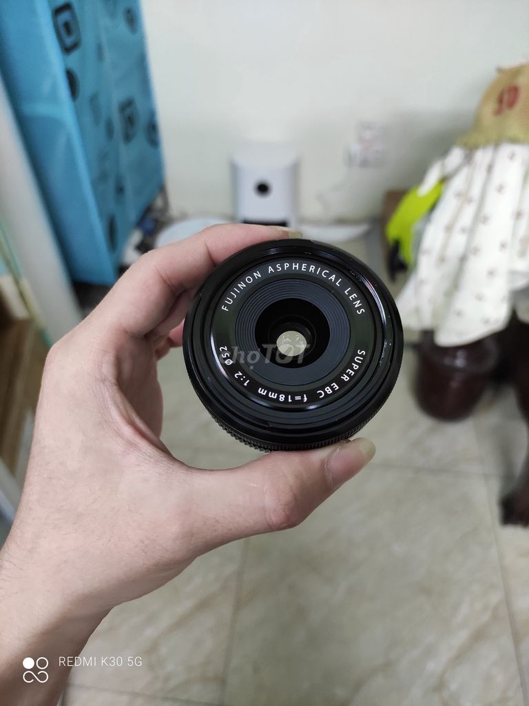 Ống kính Fujiffilm XF 18mm F2