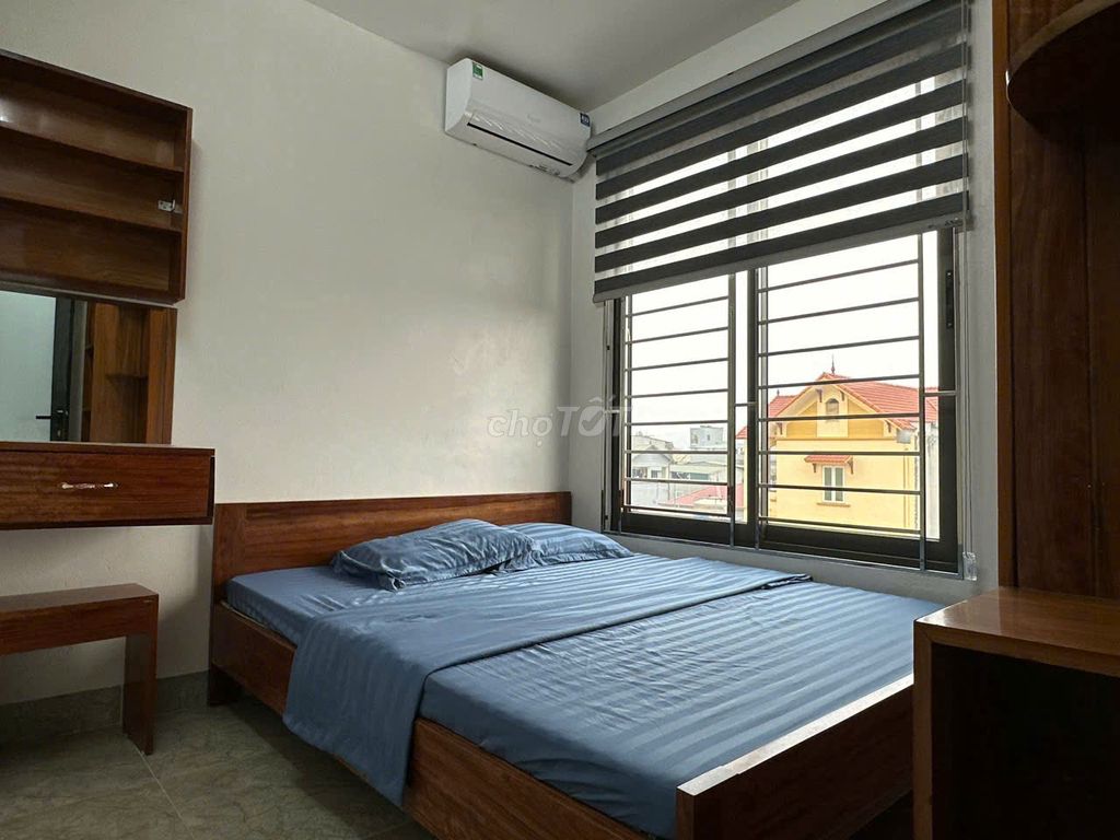 2-комнатная квартира в аренду, роскошная мебель в 32 Cau Quoc, до Vinsmart 1 км