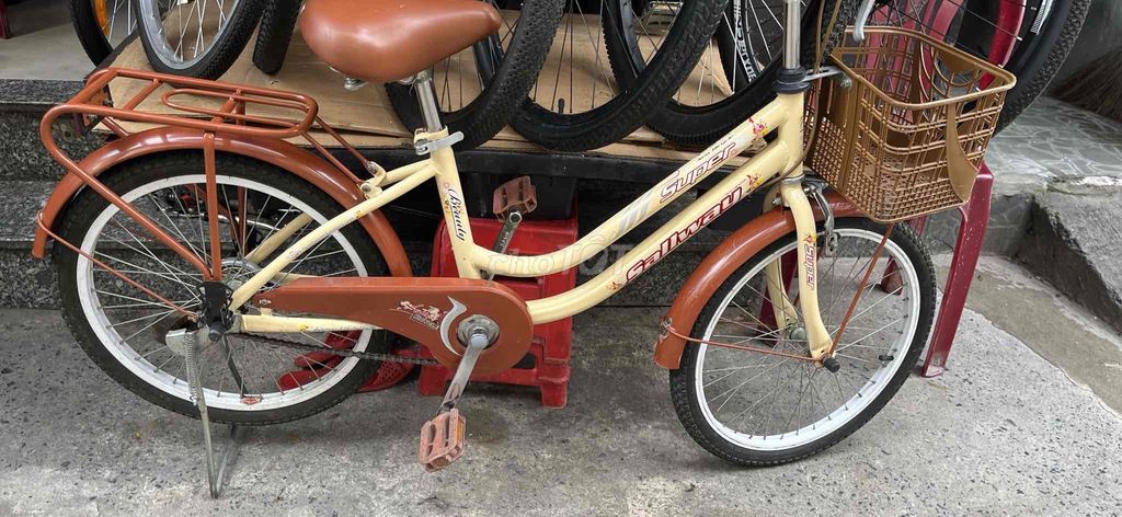 xe đạp Hoàng Oanh. Mua bán Xe đạp tại Quận 4 Tp Hồ Chí Minh được đăng bởi Hoang oanh hình 6