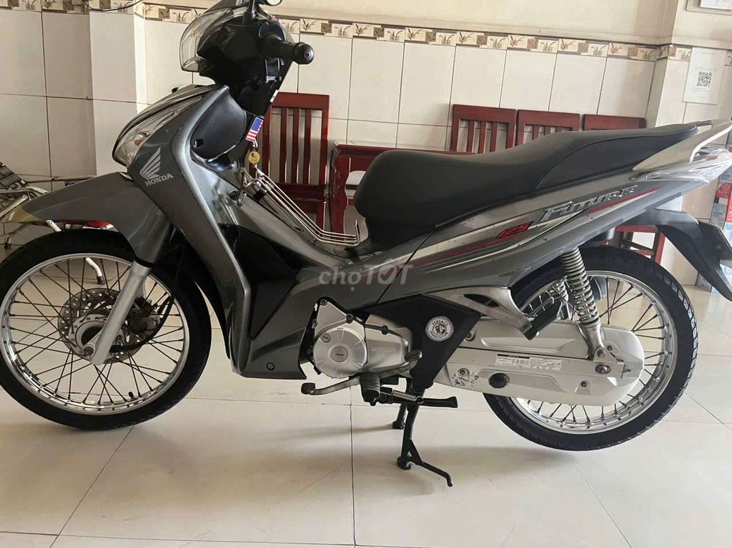 Honda Future 125cc màu Xám. Mua bán Xe máy tại Quận 11 Tp Hồ Chí Minh được đăng bởi lâm thone hình 6