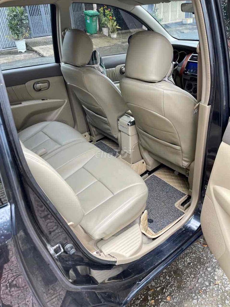 Nissan Grand livina Số tự Động 7 Chổ siu đẹp. Mua bán Ô tô tại Quận 12 Tp Hồ Chí Minh được đăng bởi Mr Gà 9x  hình 11