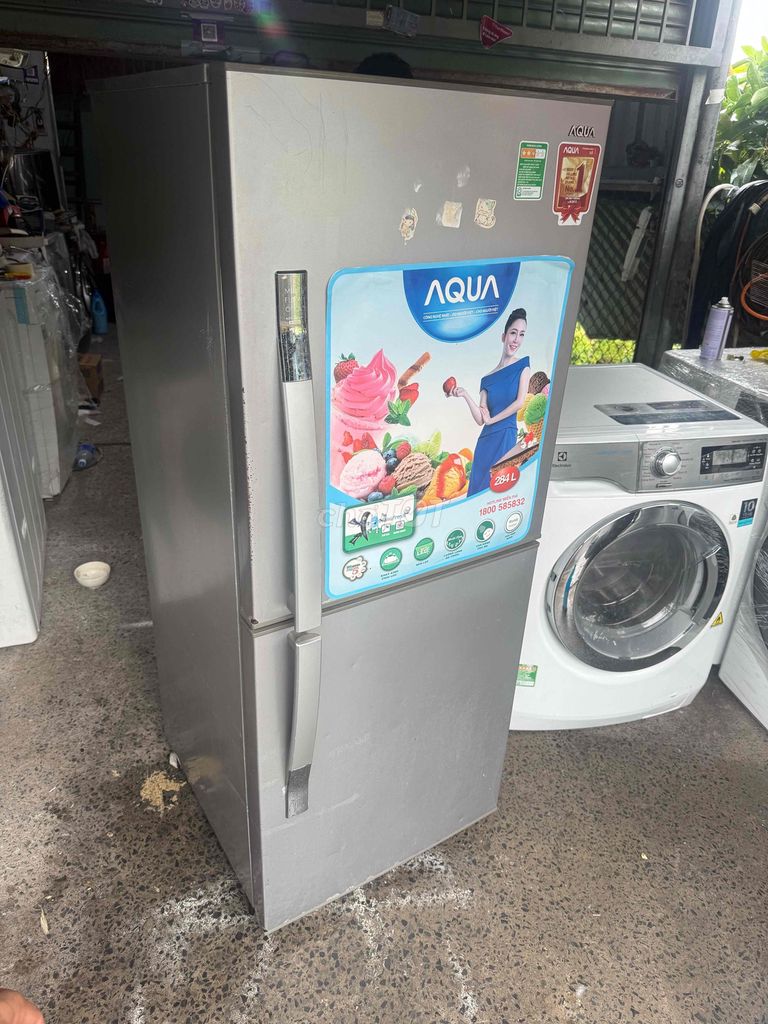 Tủ lạnh Aqua 264 lít Bạc. Mua bán Tủ lạnh tại Thành phố Thủ Đức Tp Hồ Chí Minh được đăng bởi Nam Huỳnh hình 1