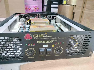 Cục đẩy công suất GHS GP-5200 cực mạnh 52 sò