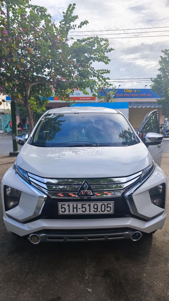 Mitsubishi Xpander 2019 AT Trắng. Mua bán Ô tô tại Quận 12 Tp Hồ Chí Minh được đăng bởi Phạm vũ nhật minh hình 3