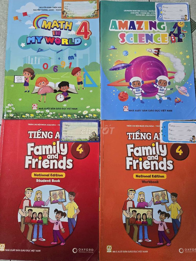 Sách bài tập Tiếng Anh Family and Friends 4. Mua bán Sách tại Quận 1 Tp Hồ Chí Minh được đăng bởi Hà hình 1