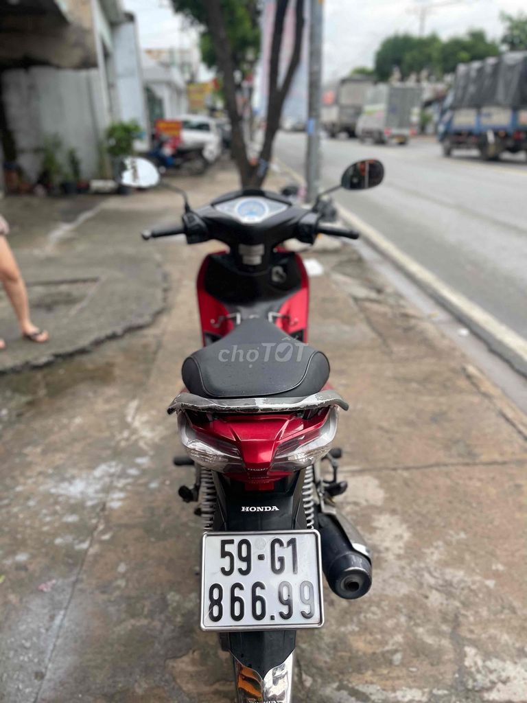 Fu Fi Biển Sg Cặp Cực đẹp . Chính Chủ bao kí. Mua bán Xe máy tại Quận Gò Vấp Tp Hồ Chí Minh được đăng bởi Nguyễn Văn Dũng hình 4