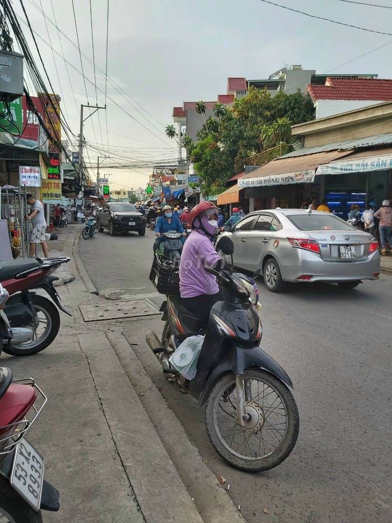 Bán Trọ Mt Đường 6m Thông Kinh Doanh Mua Bán, Gần ngã 3 Ông Xã