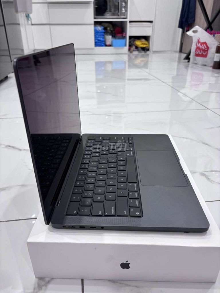 MacBook Pro 14 inch M4 Pro 24GB/512GB (98%). Mua bán Laptop tại Quận 1 Tp Hồ Chí Minh được đăng bởi Nhut Truong hình 1