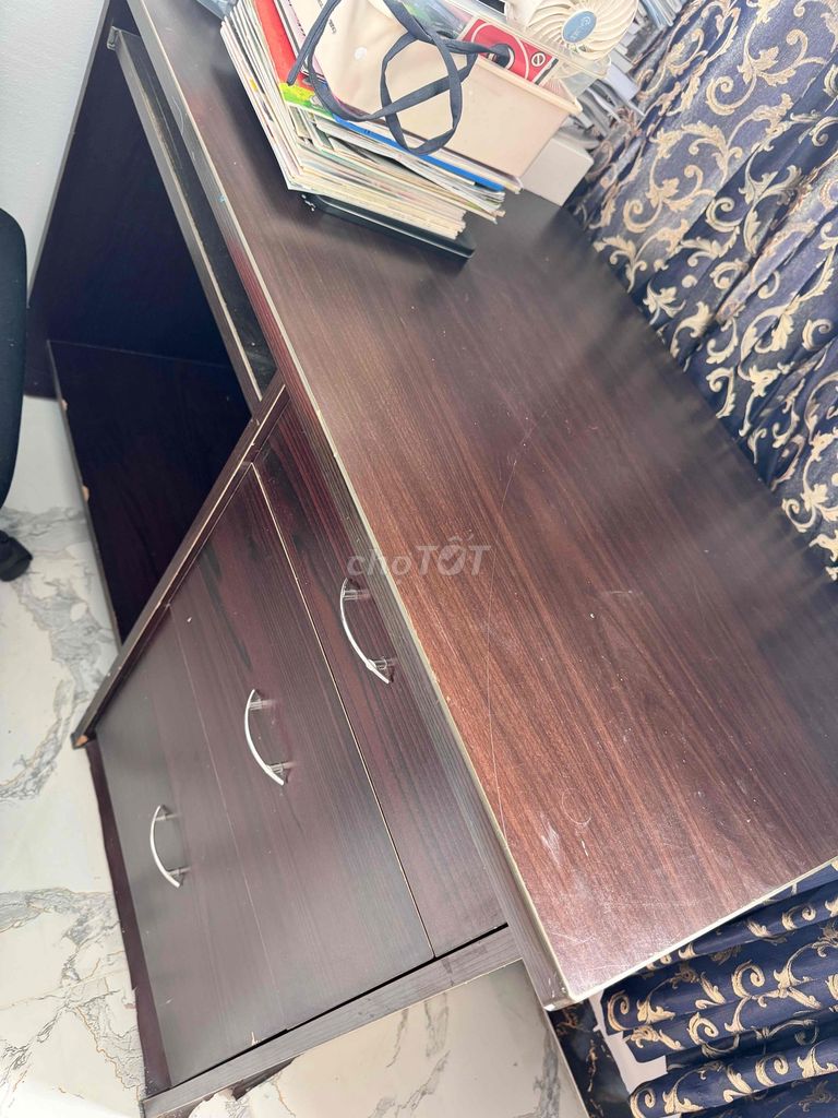 Bàn làm việc Gỗ Nâu 1.2m Hộc kéo. Mua bán Bàn ghế tại Quận Bình Thạnh Tp Hồ Chí Minh được đăng bởi van vi hong hình 1