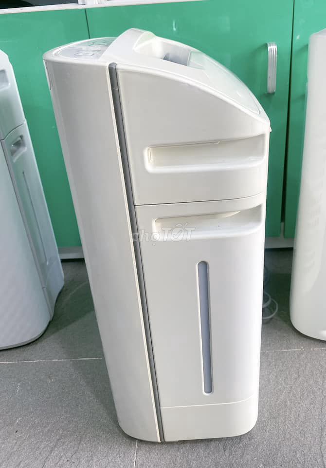Máy lọc không khí tạo ẩm Sharp KC-Y45. Mua bán Quạt tại Thành phố Cà Mau Cà Mau được đăng bởi Điện máy Cà Mau hình 1