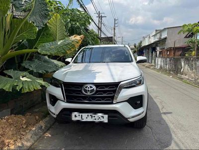Toyota Fortuner 2024 2.7 AT 4x2 - 3000 km. Mua bán Ô tô tại Quận Tân Bình Tp Hồ Chí Minh được đăng bởi huydo hình 1