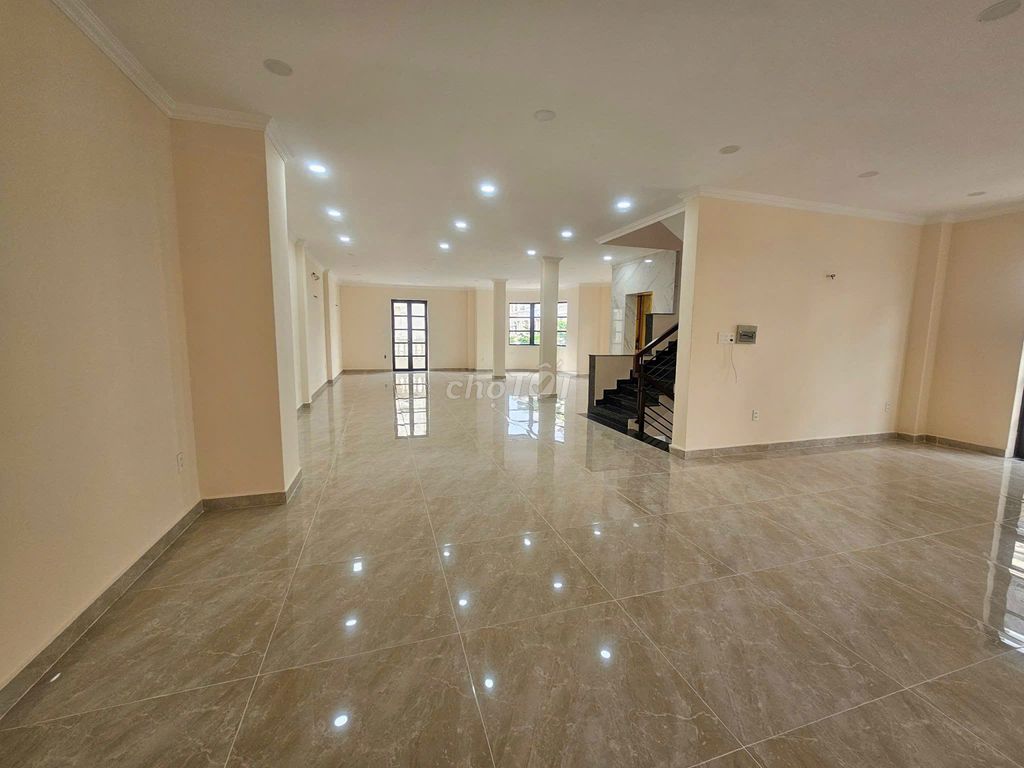 Nguyên Sàn Cityland 100m2 Gía 9tr, Có Thang Máy, Xuất VAT