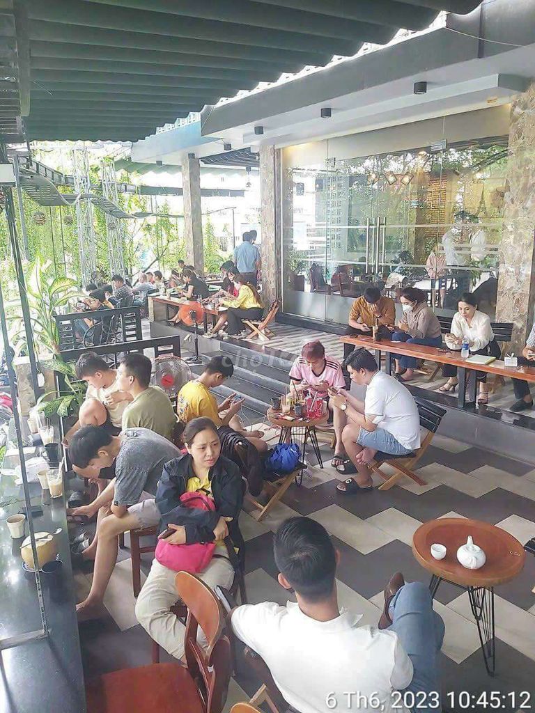 SANG QUÁN CAFE NGAY GIGA