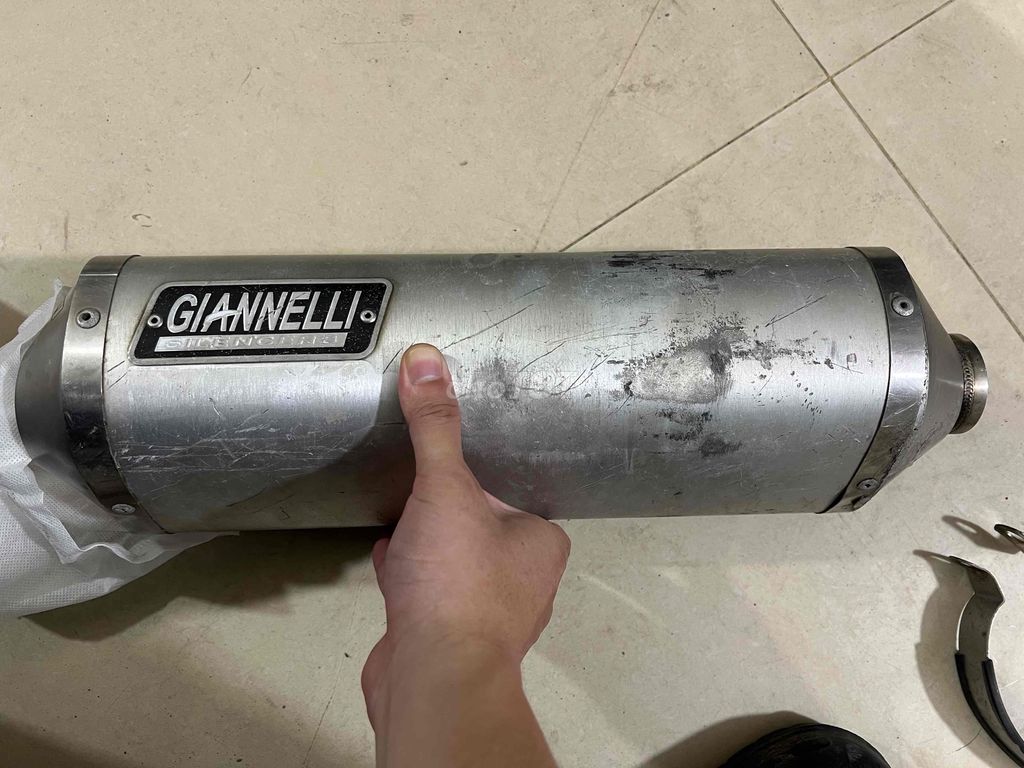 Cần bán pô Giannelli Silencer hàng real còn tốt. Mua bán Phụ tùng xe tại Huyện Đông Anh Hà Nội được đăng bởi Phạm Thế Hải hình 2