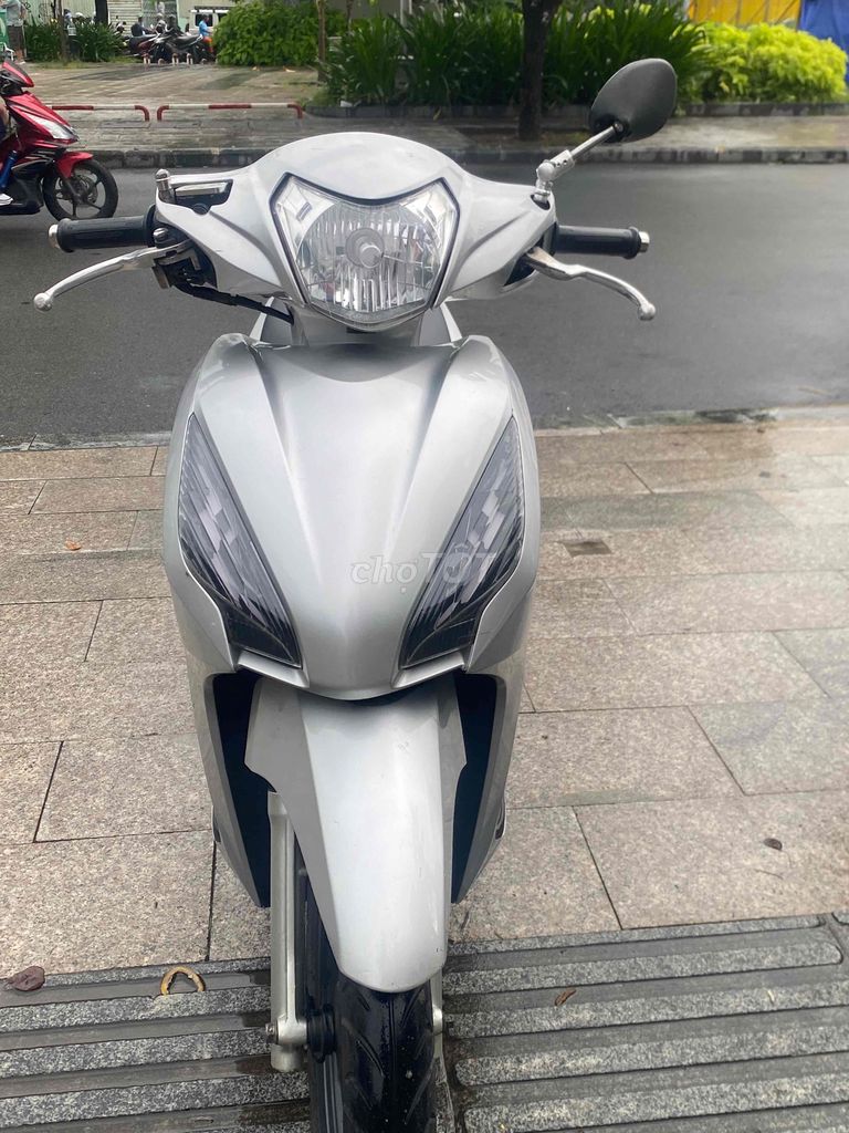 Honda Vision 2025 Bạc