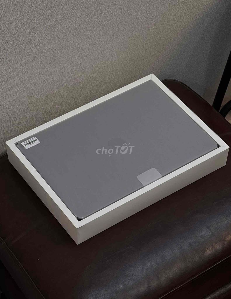 Macbook pro M4 PRO 16' 48GB/2TB NEW 100%. Mua bán Laptop tại Quận 10 Tp Hồ Chí Minh được đăng bởi APPLE 2HAND hình 1